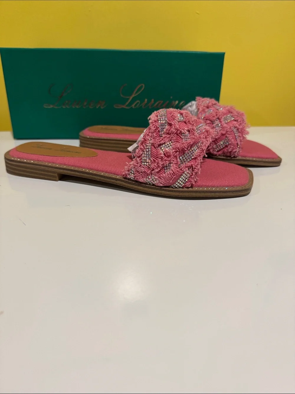 NIB Nina beaded flat sandals.